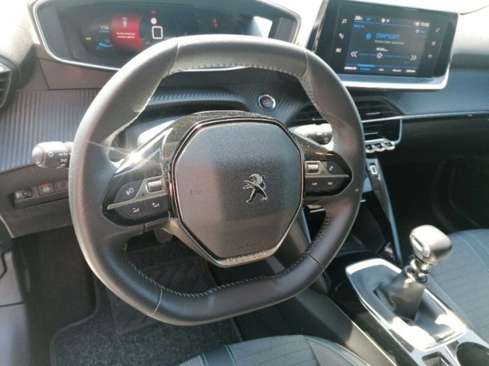 Peugeot 208 usata a Milano (12)