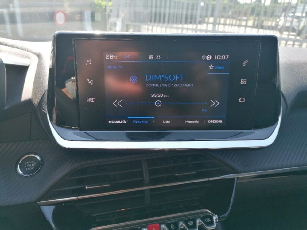 Peugeot 208 usata a Milano (14)
