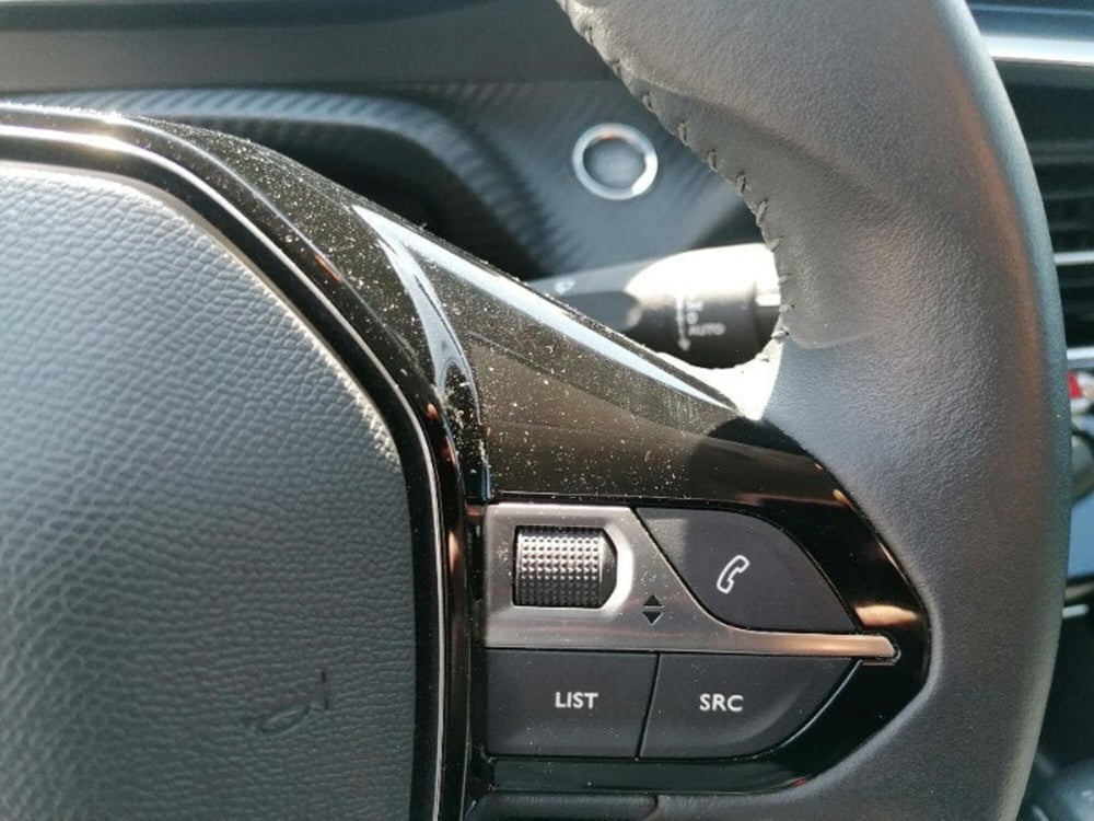 Peugeot 208 usata a Milano (18)