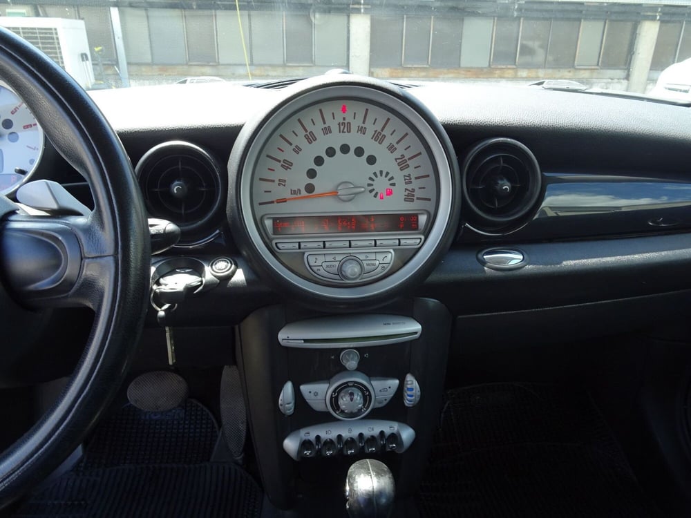 MINI Mini usata a Lucca (11)
