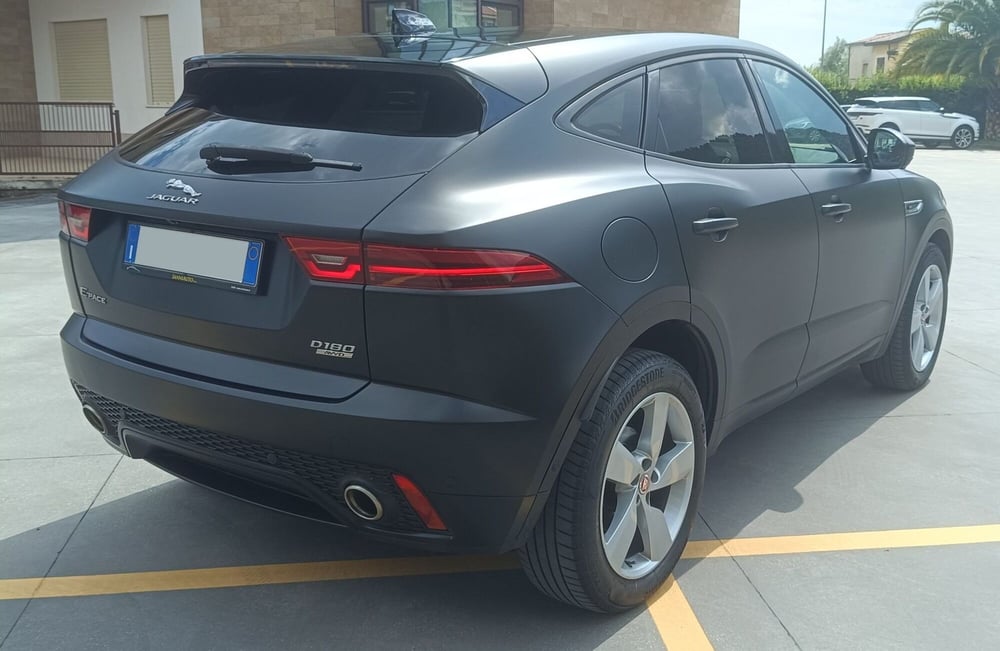 Jaguar E-Pace usata a Frosinone (6)