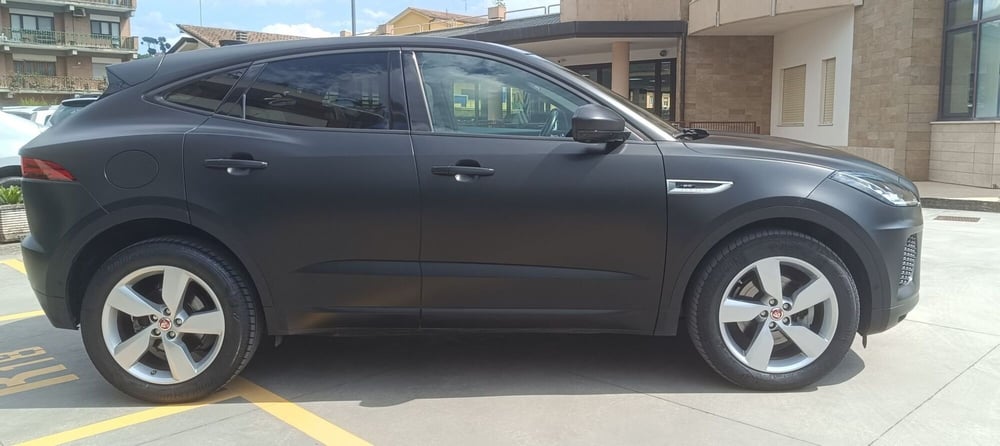 Jaguar E-Pace usata a Frosinone (7)