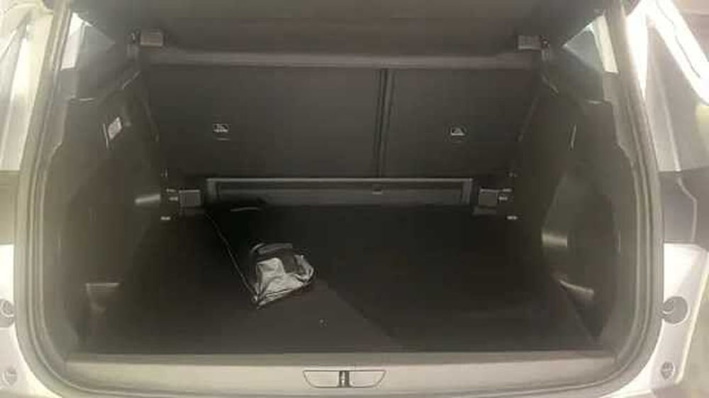 Opel Grandland nuova a Milano (7)