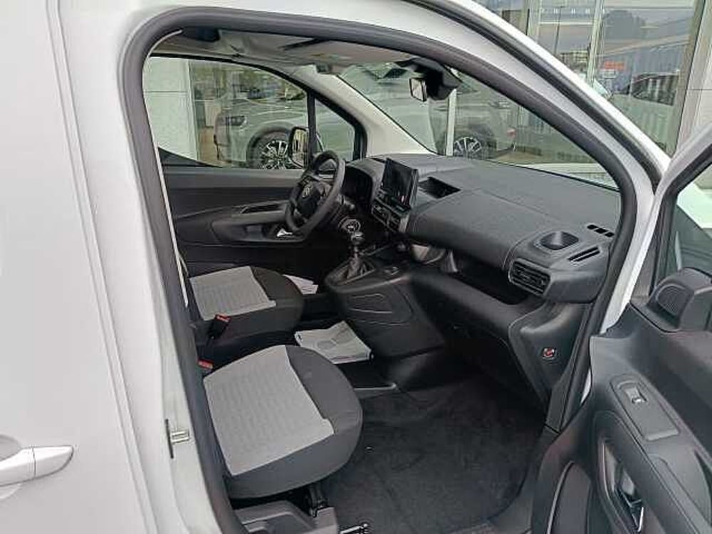 Citroen Berlingo nuova a Milano (13)