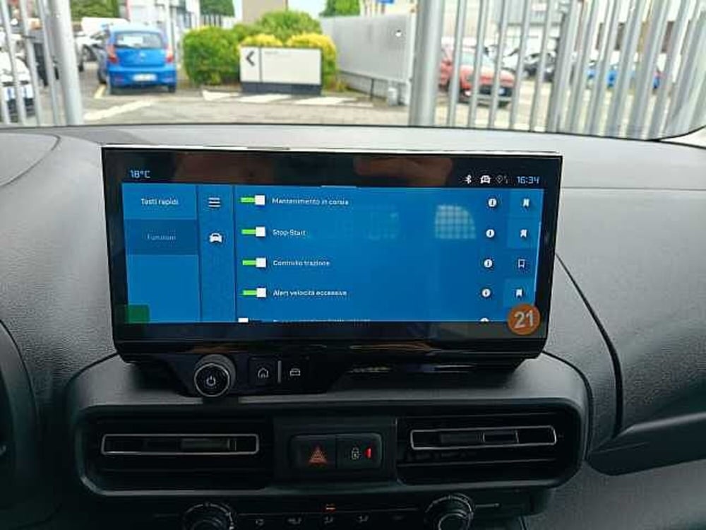 Citroen Berlingo nuova a Milano (18)