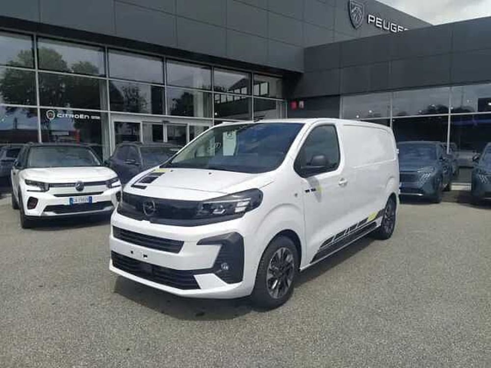 Opel Vivaro Furgone nuova a Milano (3)