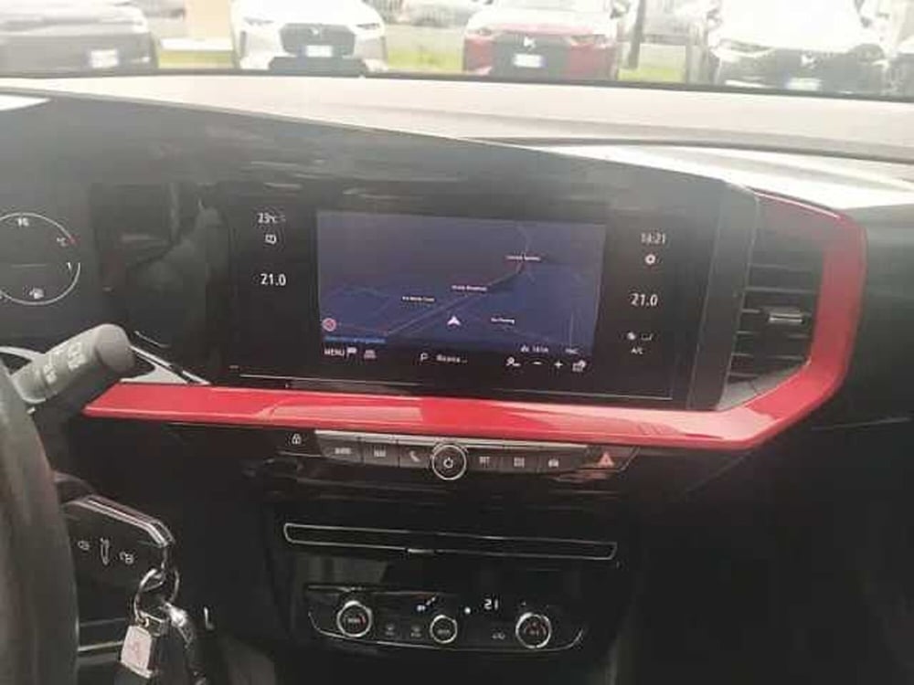 Opel Mokka usata a Milano (12)