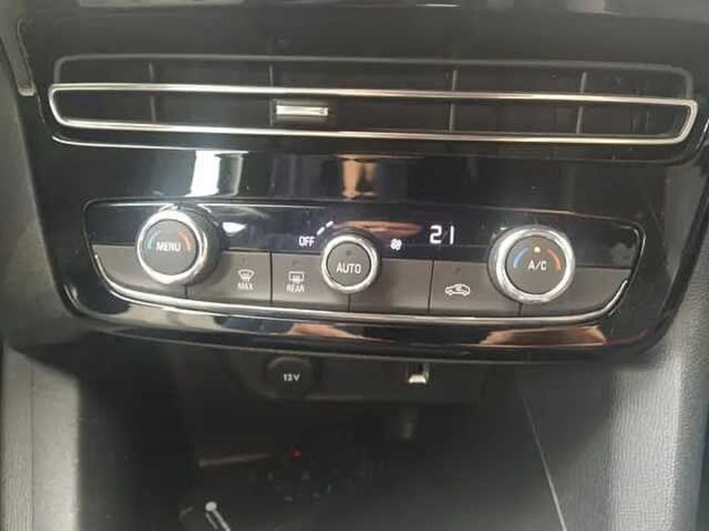 Opel Mokka usata a Milano (14)
