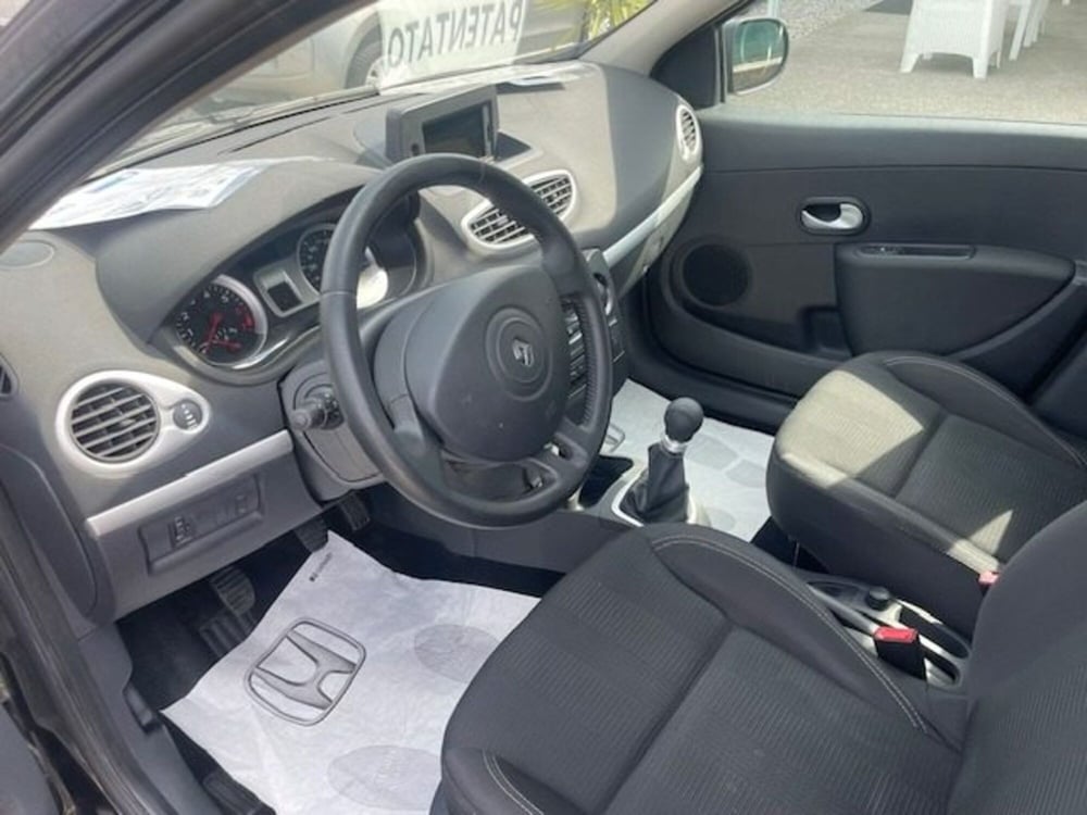 Renault Clio usata a Prato (9)