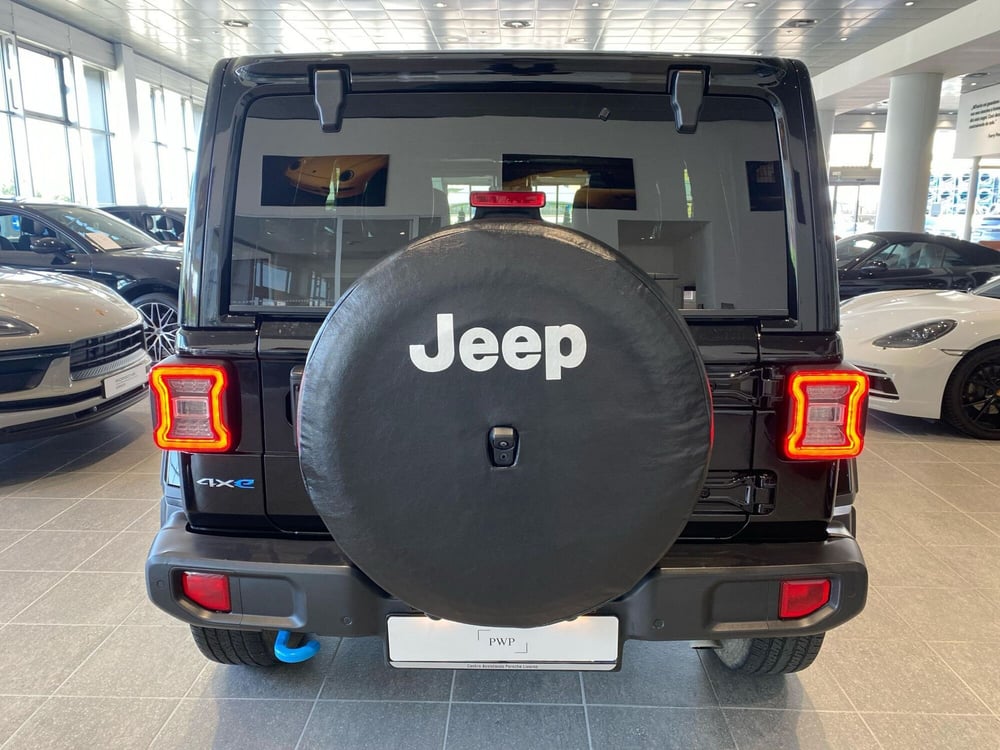 Jeep Wrangler Unlimited usata a Firenze (6)