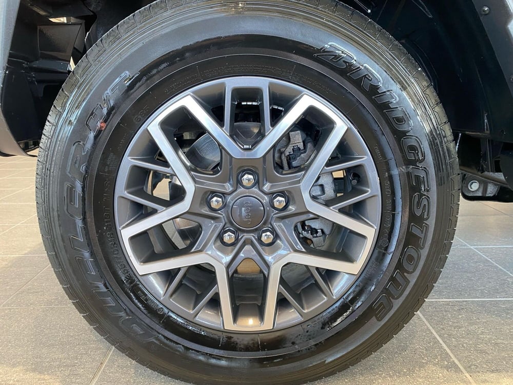 Jeep Wrangler Unlimited usata a Firenze (8)