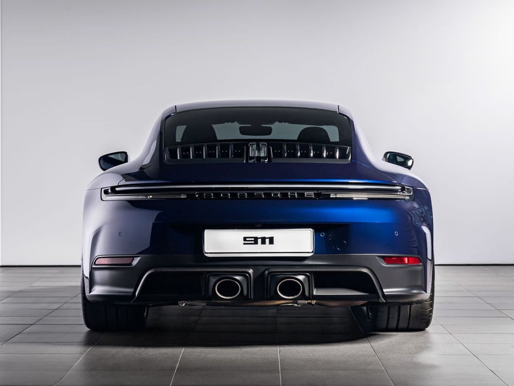 Porsche 911 Coupé nuova a Firenze (5)
