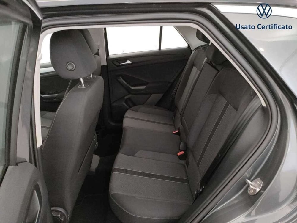 Volkswagen T-Roc usata a Varese (11)