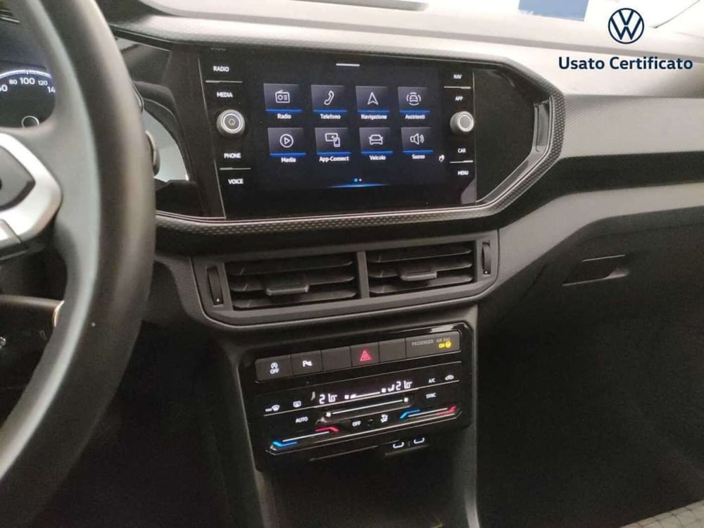 Volkswagen T-Cross usata a Varese (13)
