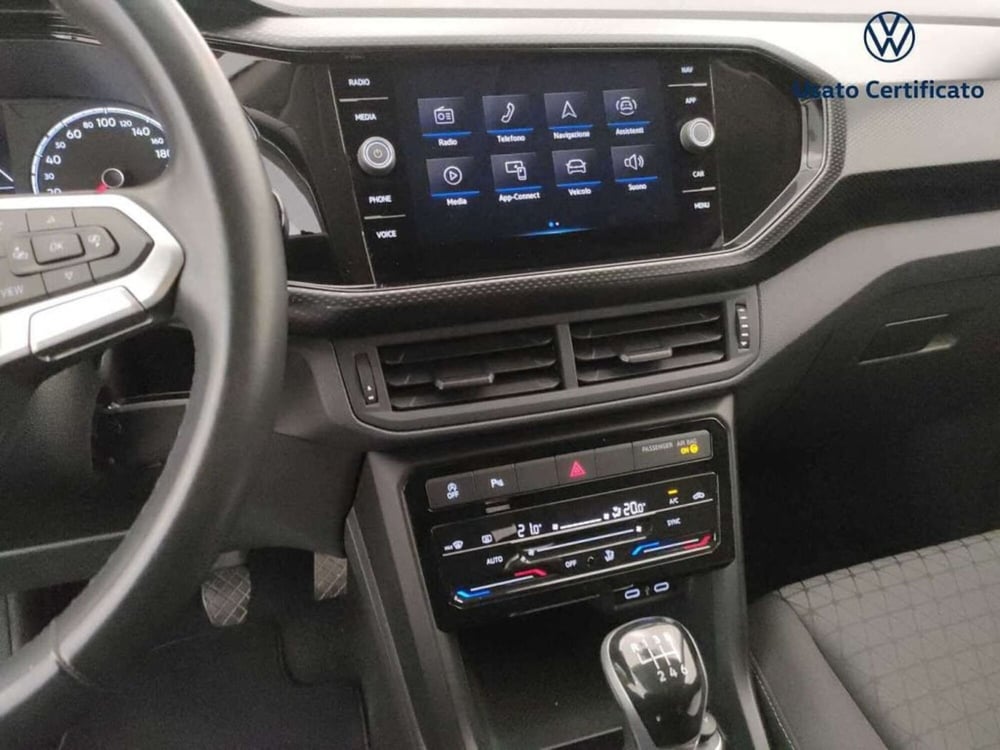 Volkswagen T-Cross usata a Varese (13)