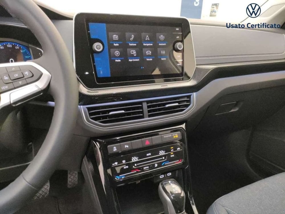 Volkswagen T-Cross nuova a Varese (13)