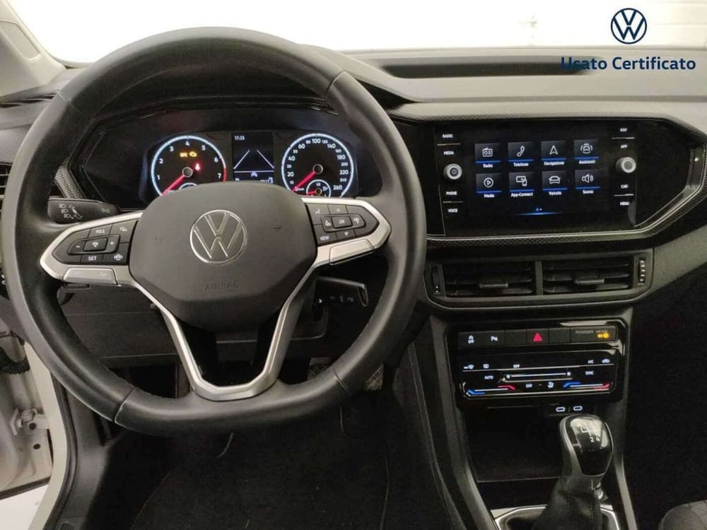 Volkswagen T-Cross usata a Varese (12)