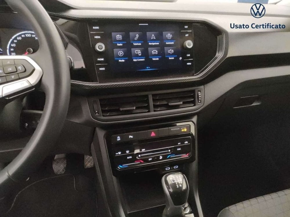 Volkswagen T-Cross usata a Varese (13)