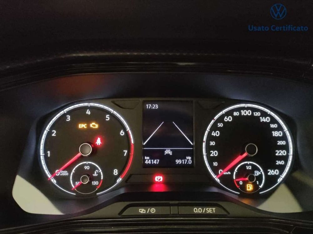 Volkswagen T-Cross usata a Varese (14)
