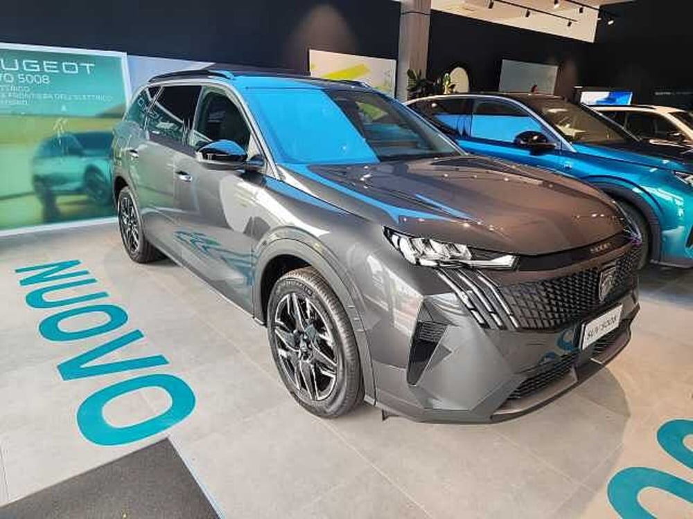 Peugeot 5008 nuova a Viterbo (3)