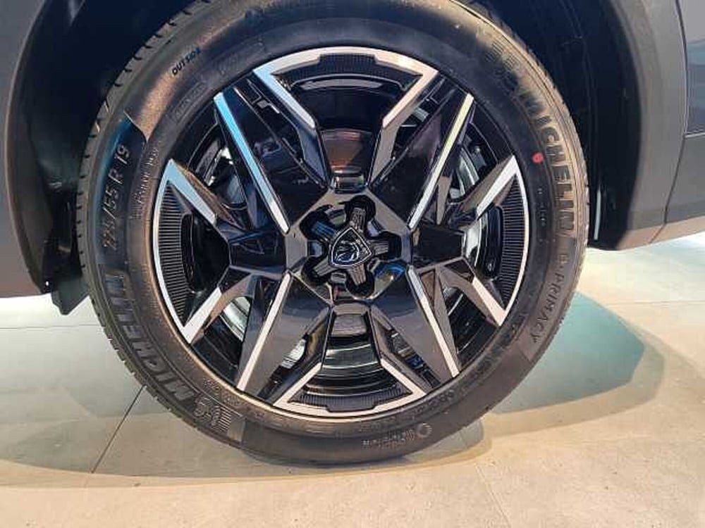 Peugeot 5008 nuova a Viterbo (8)