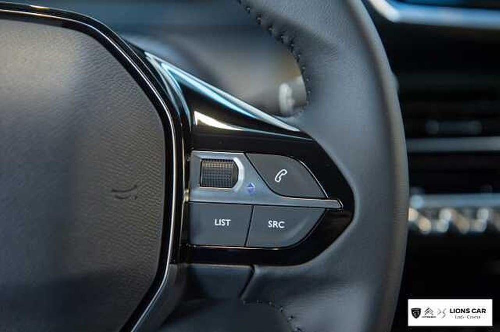 Peugeot 208 nuova a Lodi (15)