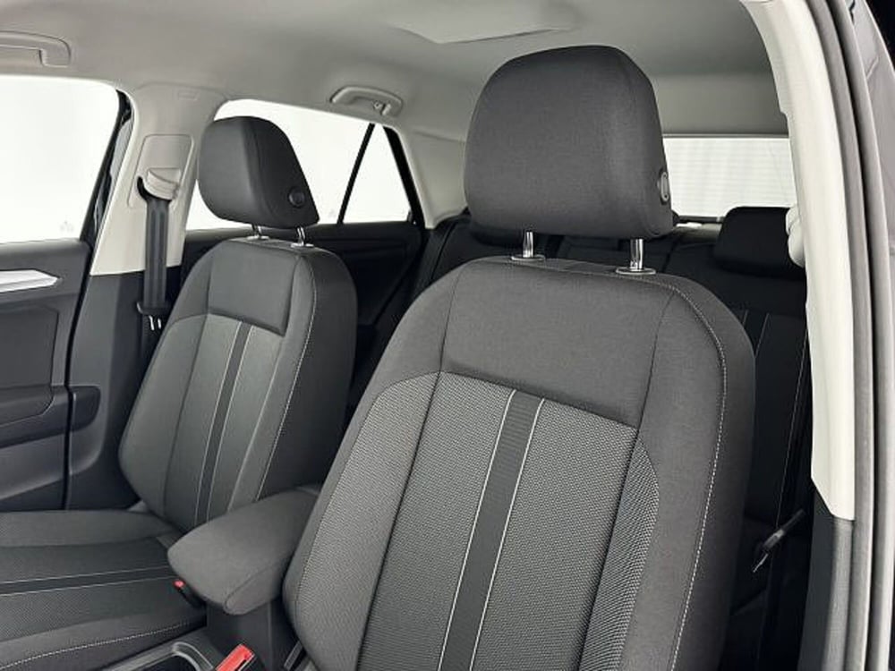 Volkswagen T-Roc nuova a Vicenza (7)