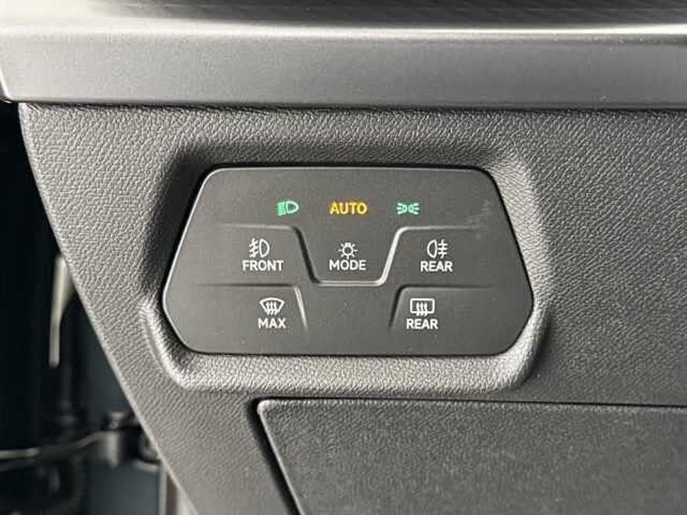 Cupra Leon nuova a Vicenza (12)