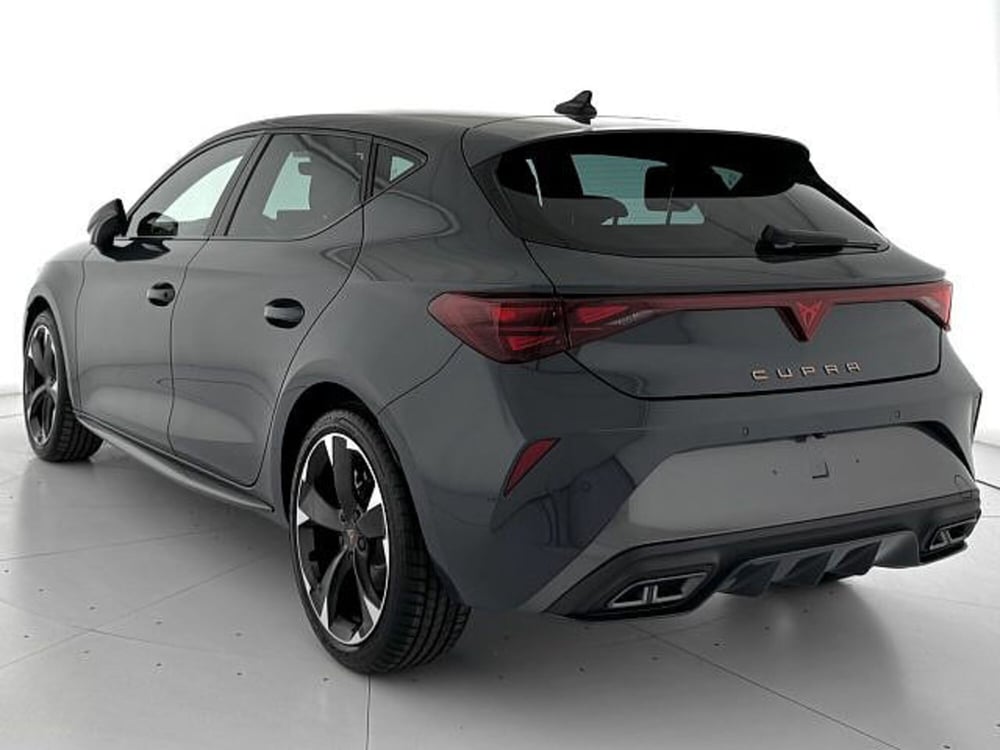 Cupra Leon nuova a Vicenza (5)