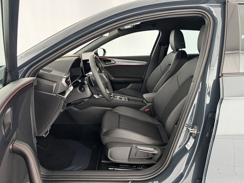 Cupra Leon nuova a Vicenza (7)