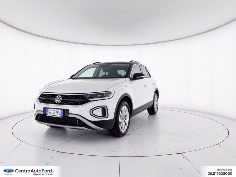 Volkswagen T-Roc nuova a Roma