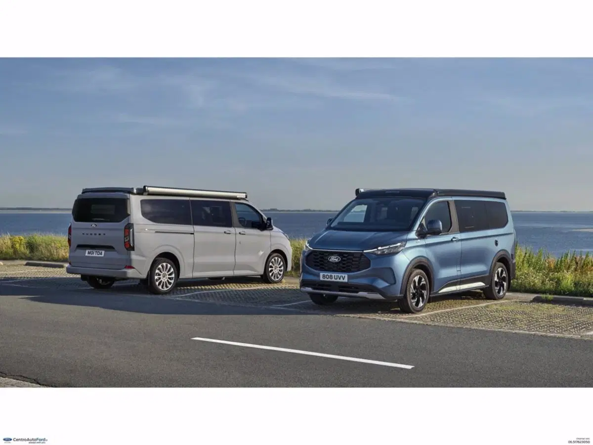 Ford Transit Custom Furgone nuova a Roma (4)
