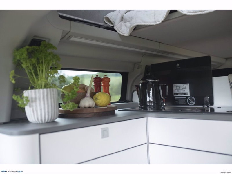 Ford Transit Custom Furgone nuova a Roma (8)