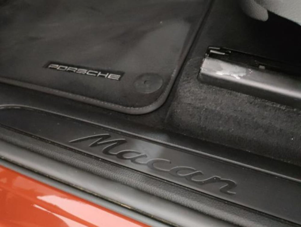 Porsche Macan usata a Modena (11)