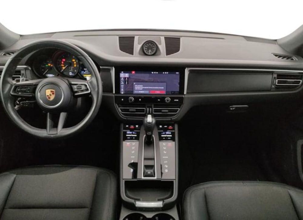 Porsche Macan usata a Modena (17)
