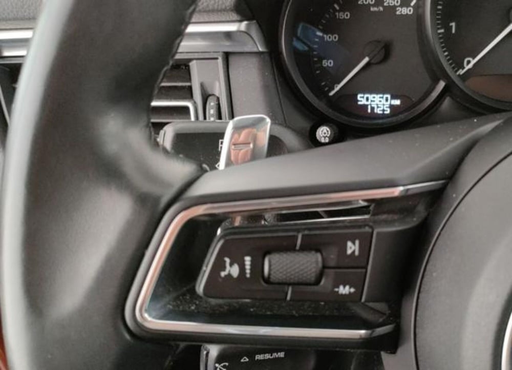 Porsche Macan usata a Modena (20)