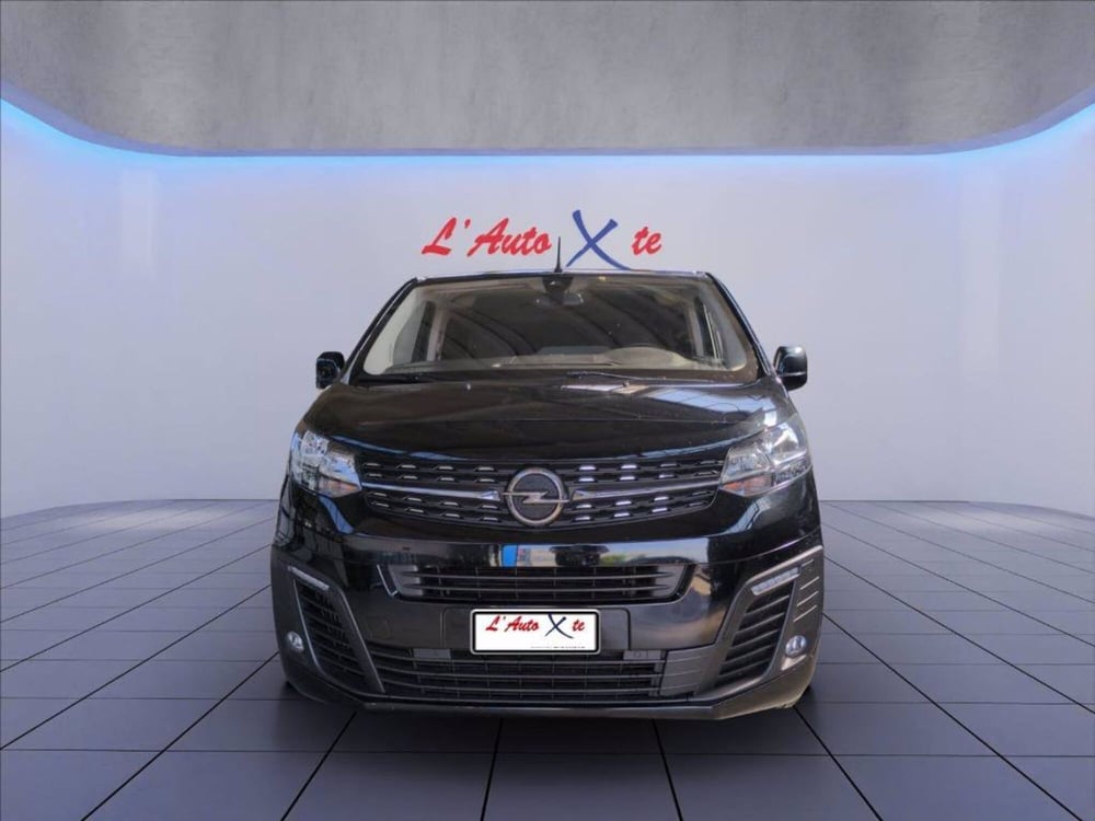 Opel Zafira Life usata a Milano (2)
