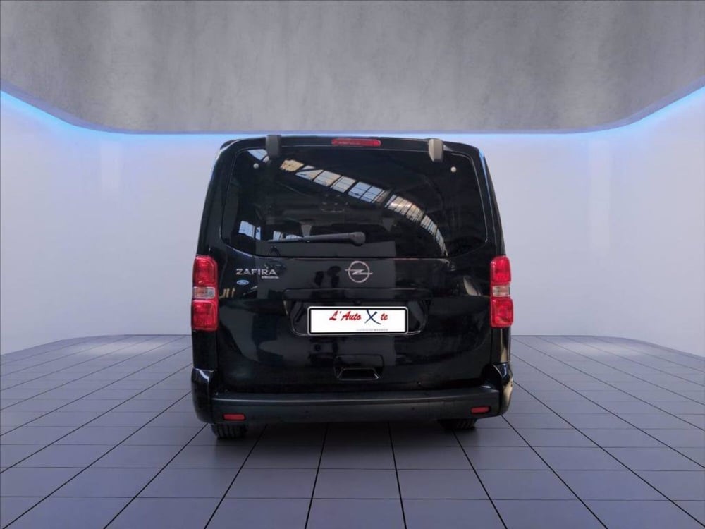 Opel Zafira Life usata a Milano (3)
