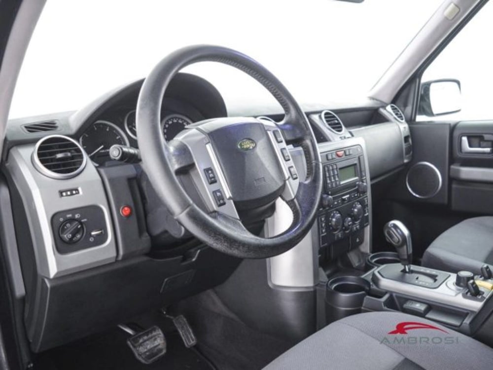 Land Rover Discovery usata a Perugia (8)