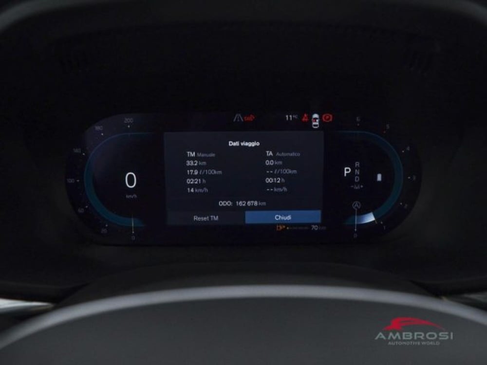 Volvo XC60 usata a Perugia (13)