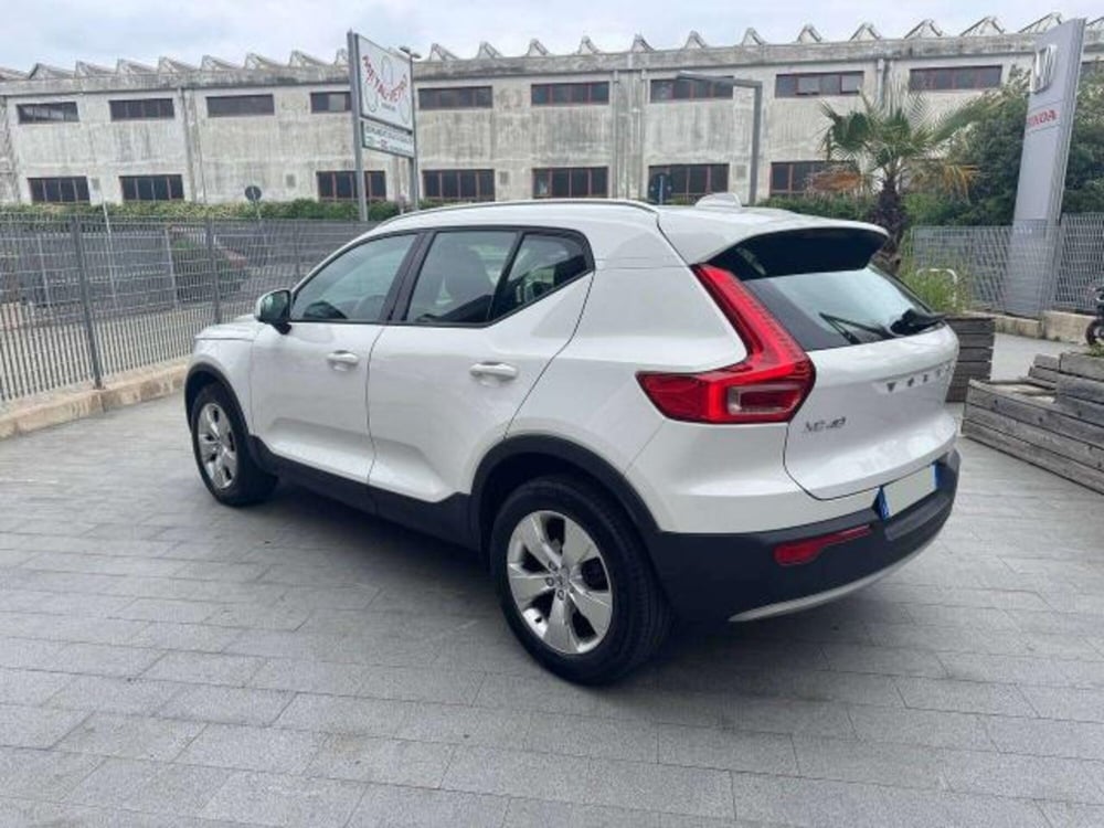 Volvo XC40 usata a Savona (4)
