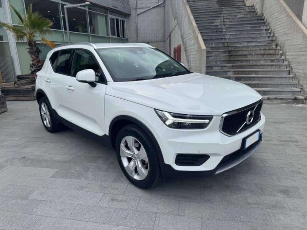 Volvo XC40 usata a Savona (8)