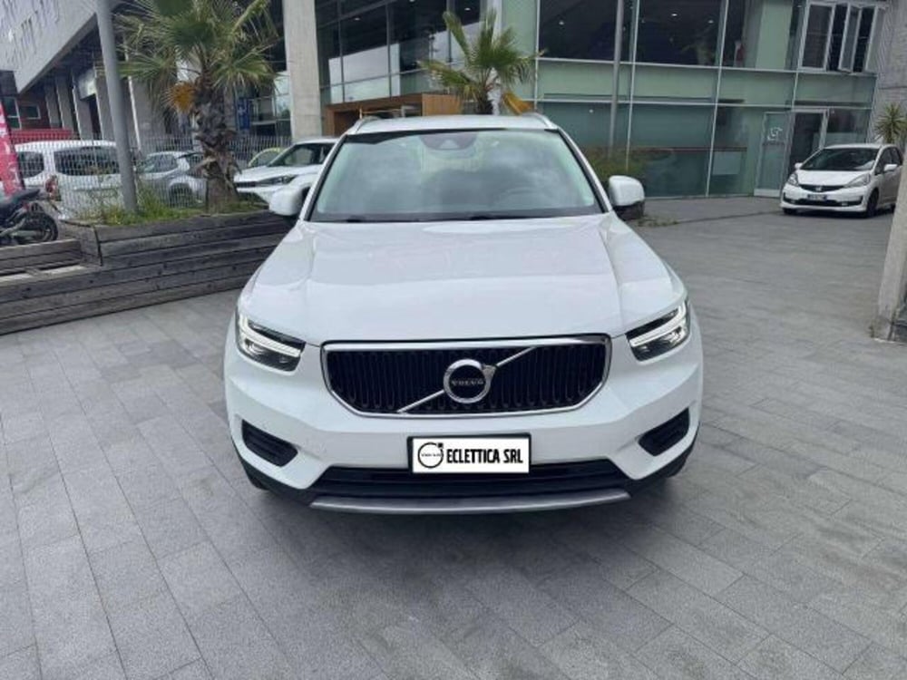 Volvo XC40 usata a Savona (9)