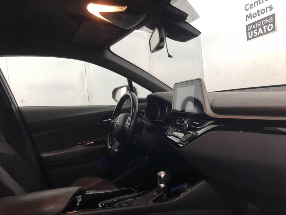 Toyota Toyota C-HR usata a Torino (8)