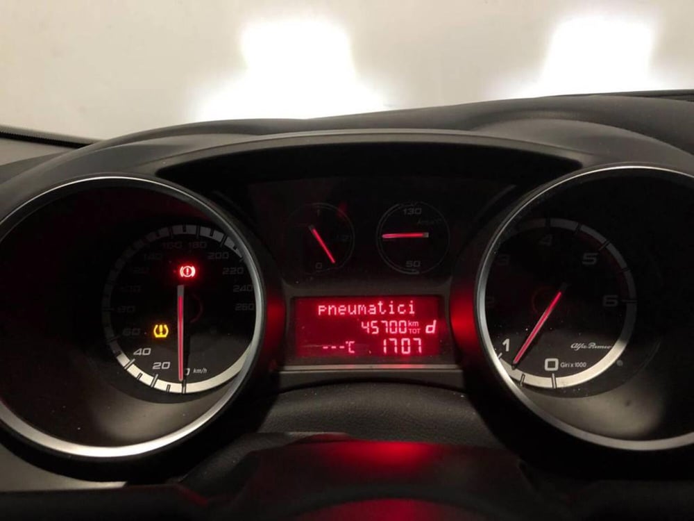 Alfa Romeo Giulietta usata a Torino (14)