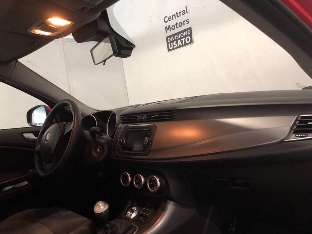 Alfa Romeo Giulietta usata a Torino (9)