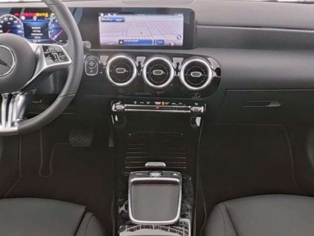 Mercedes-Benz Classe A usata a Milano (4)