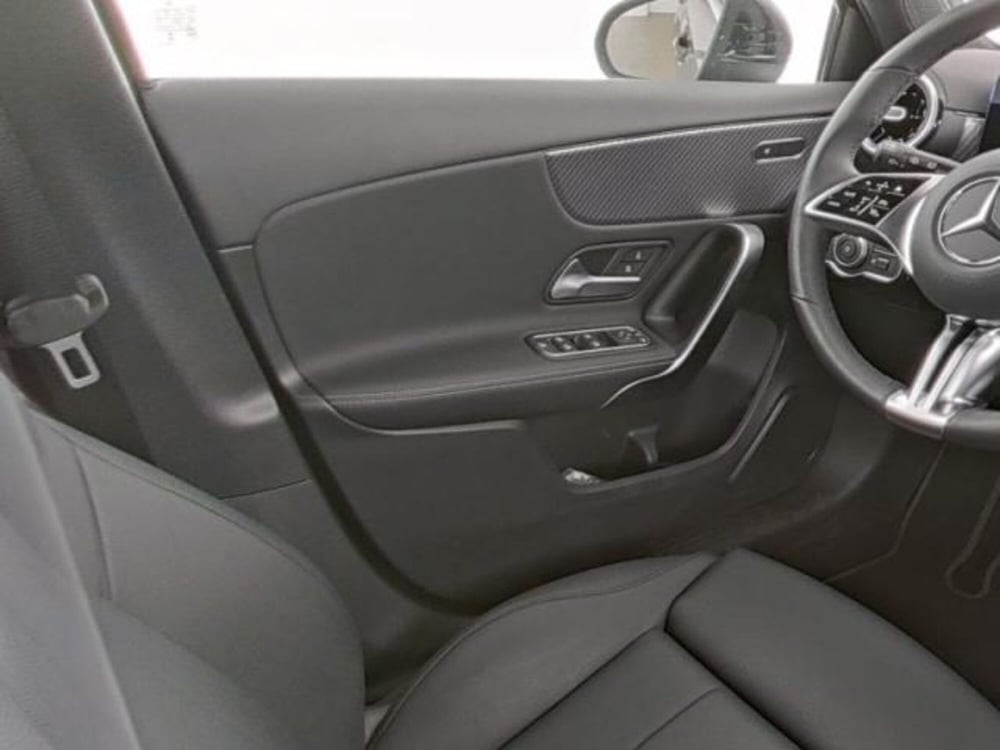 Mercedes-Benz Classe A usata a Milano (8)