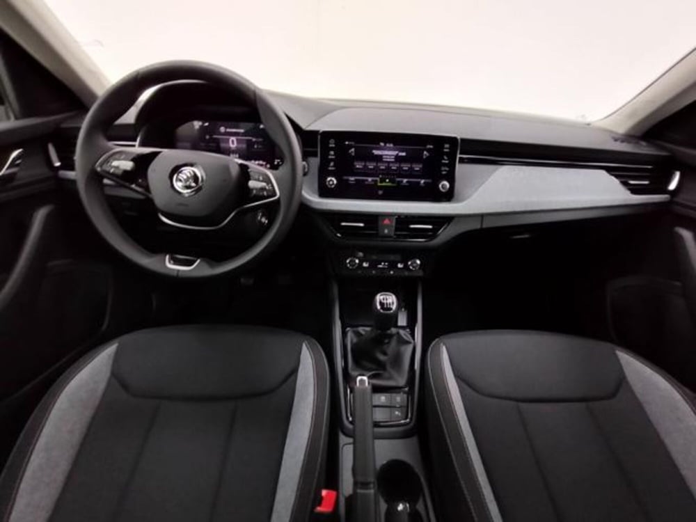 Skoda Kamiq nuova a Como (4)