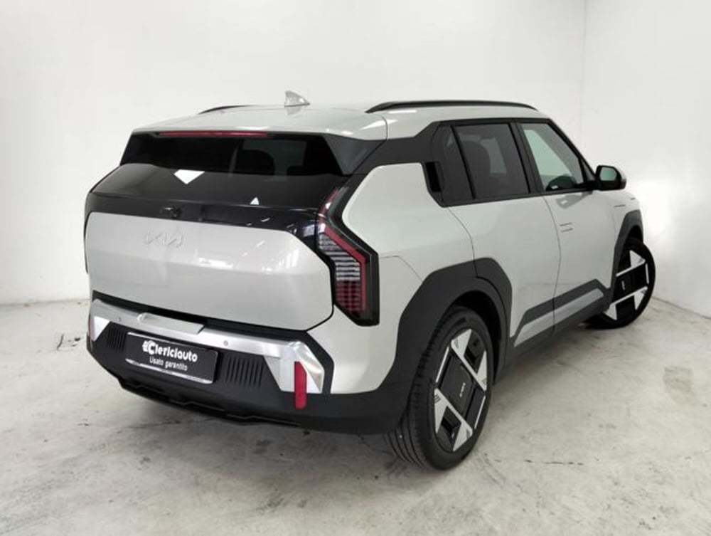 Kia EV3 usata a Como (2)
